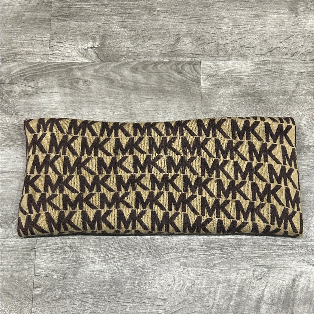 Michael Kors Brown infinity scarf